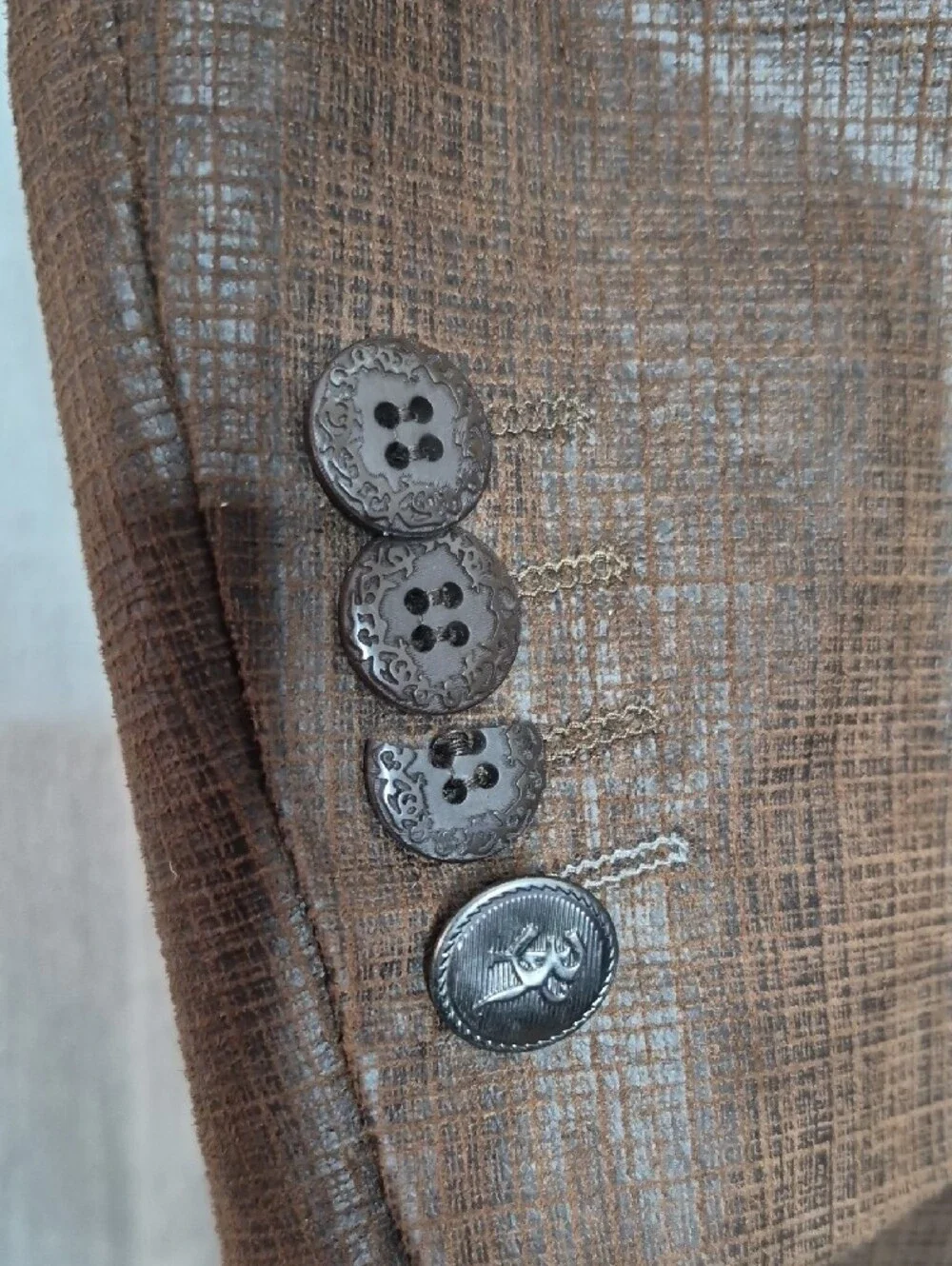 3 Kingdoms Coated Leather Look Sport Coat Blazer L‎
